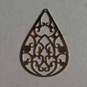 estamparia em metal bijuterias 1220 Gota 50X35mm Banho dourado  - 09 pe�as.