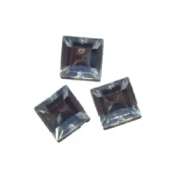 chaton para costura com furos quadrado 10mm cristal 2 furos 45 pe�as